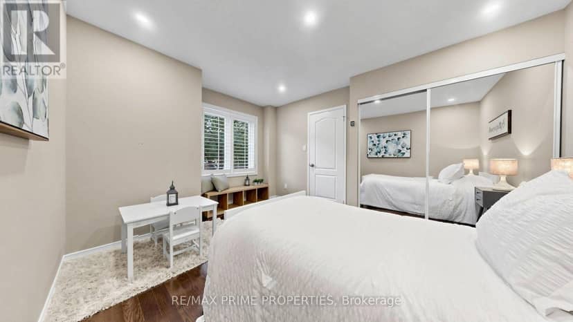 18B - 1084 Queen Street W — photo 26 of 40