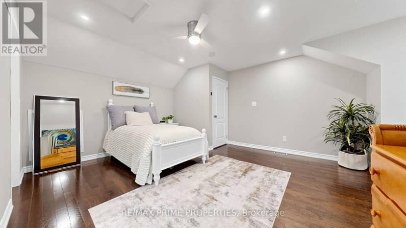 18B - 1084 Queen Street W — photo 32 of 40