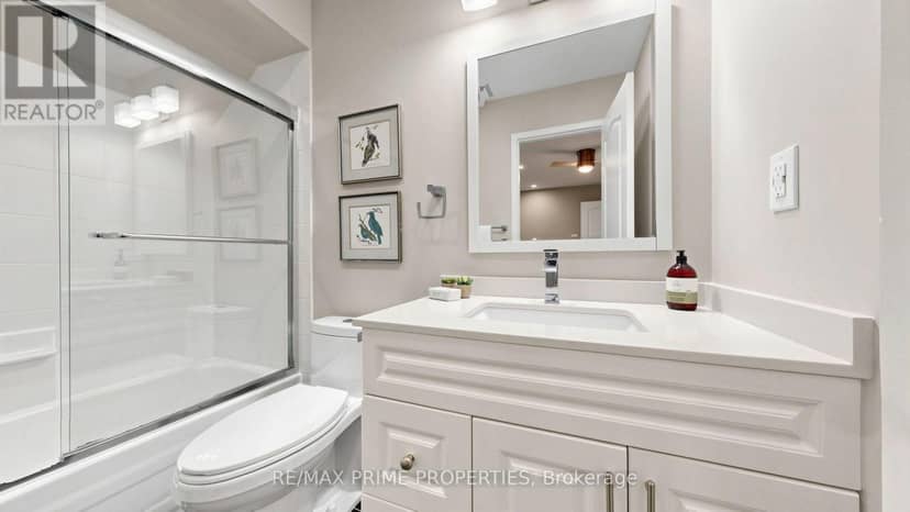 18B - 1084 Queen Street W — photo 34 of 40
