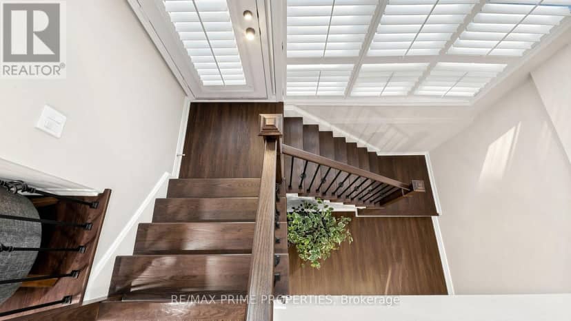 18B - 1084 Queen Street W — photo 37 of 40