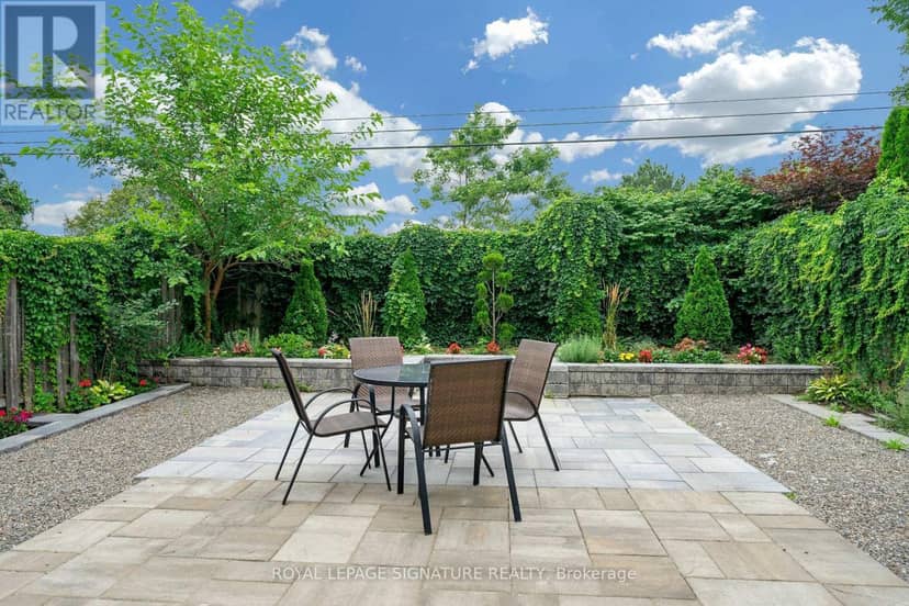 107 Roxborough Lane — photo 36 of 38