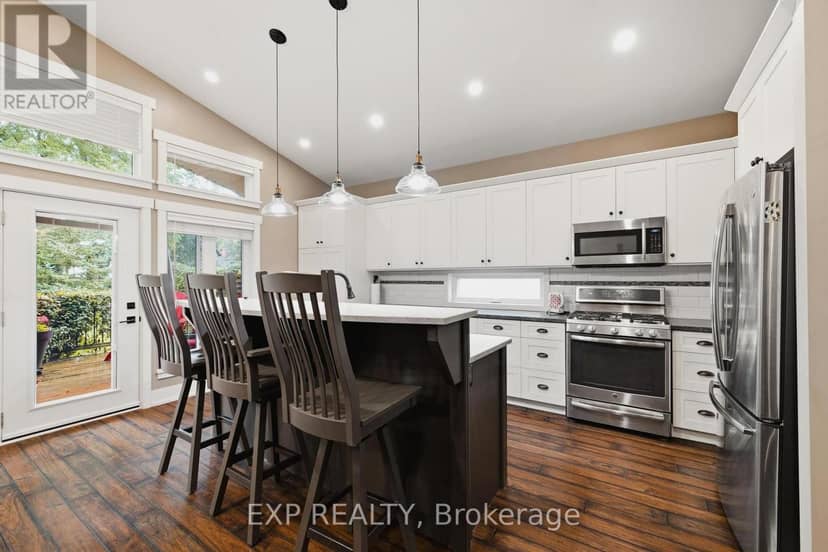 153 James Street — photo 8 of 35