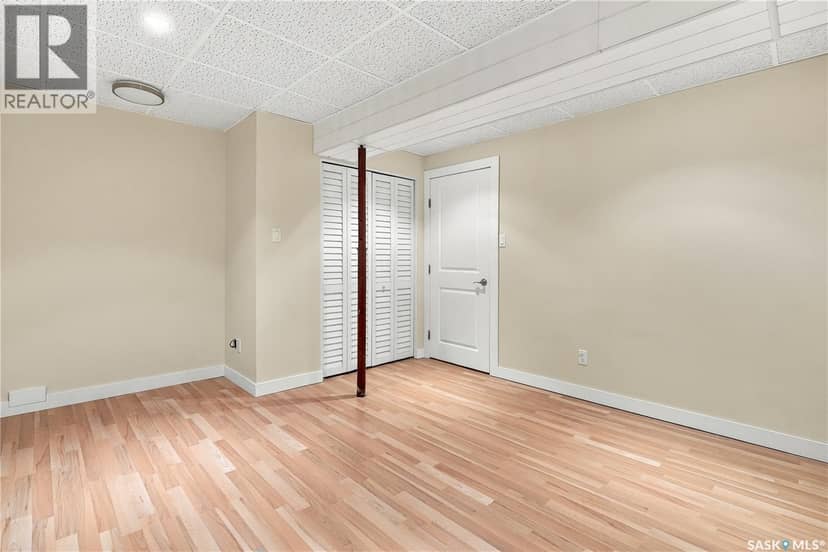 3231 Robinson STREET — photo 30 of 40