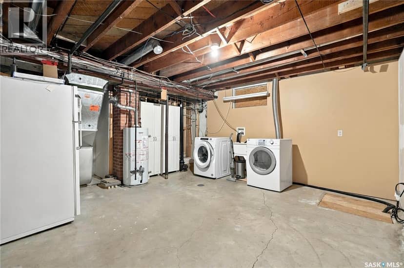 3231 Robinson STREET — photo 36 of 40