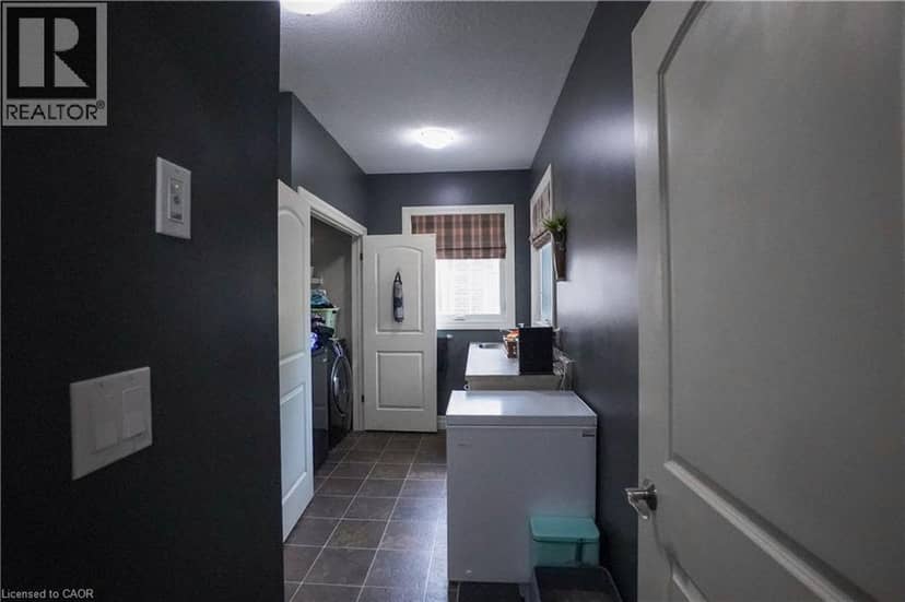 365 POLDON Drive — photo 10 of 34