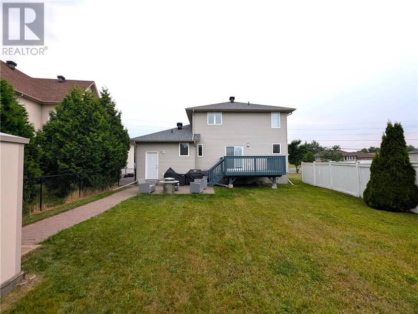 2472 Bancroft Drive — photo 8 of 40