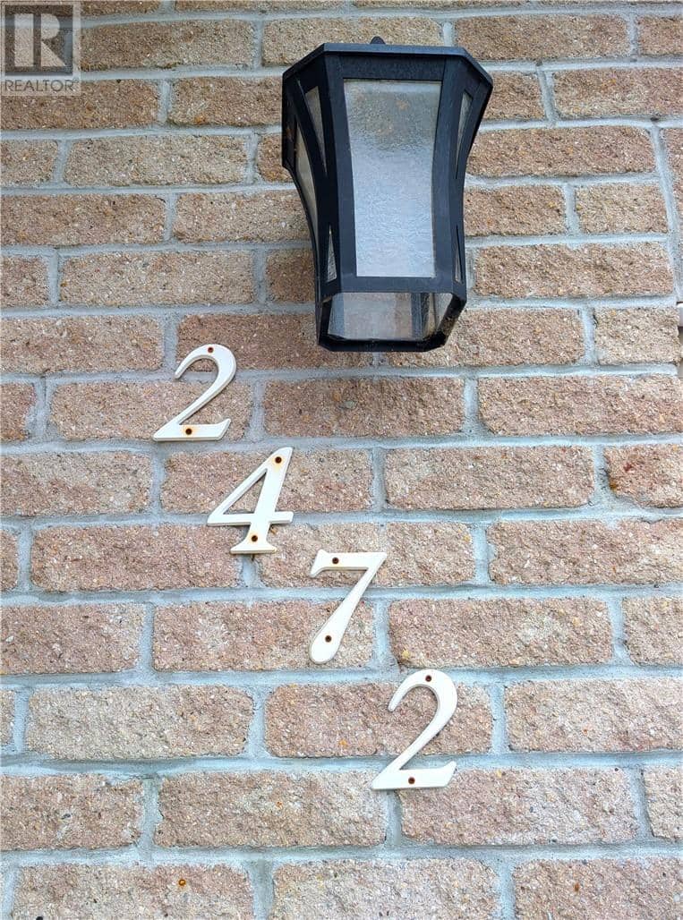 2472 Bancroft Drive — photo 7 of 40
