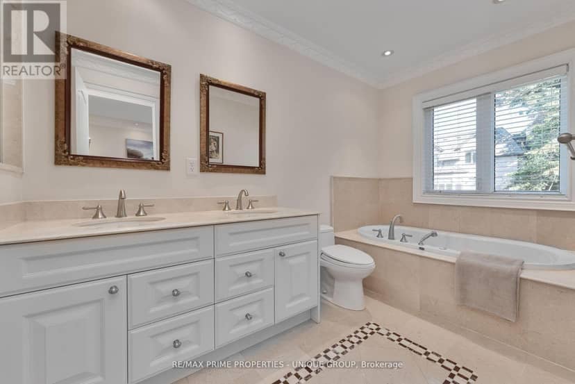 276 Greenfield Avenue — photo 24 of 40