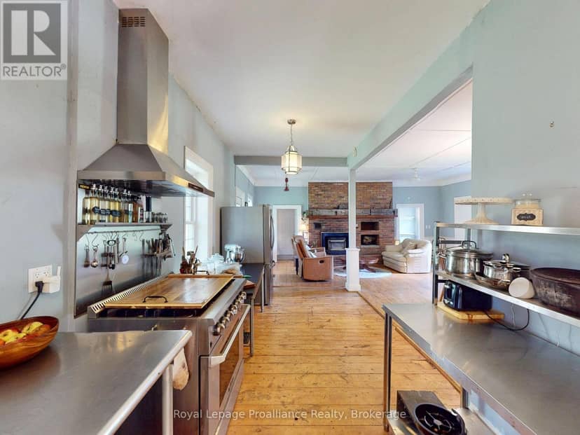 729 Foxboro-Stirling Road — photo 14 of 40