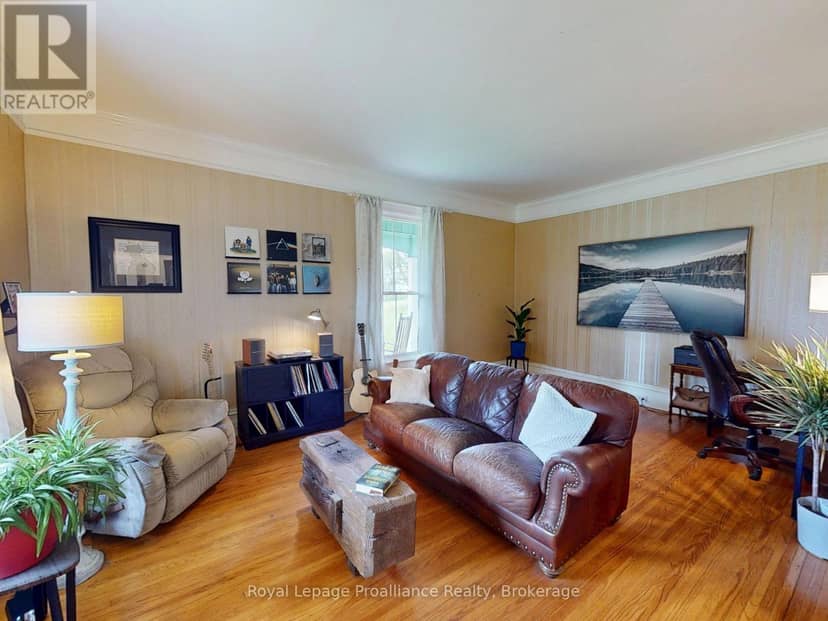 729 Foxboro-Stirling Road — photo 8 of 40