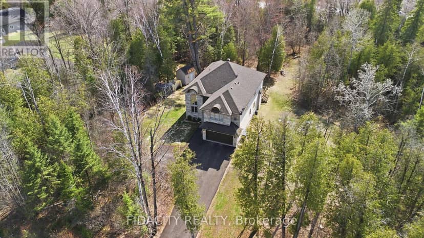 152 Wilbert Cox Drive, Ottawa, photo 2