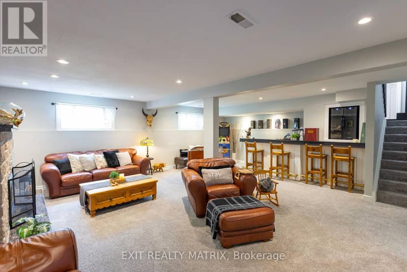 8399 Rowan Drive — photo 27 of 40