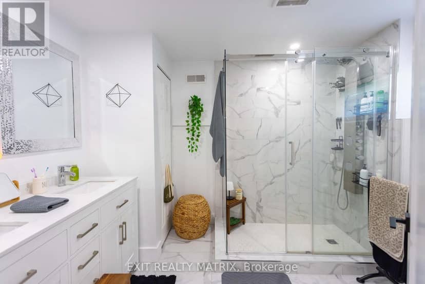 8399 Rowan Drive — photo 32 of 40