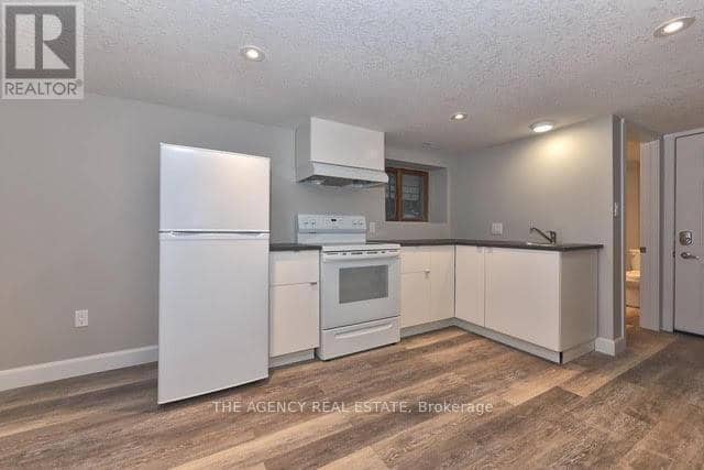 870 Queens Avenue — photo 22 of 29