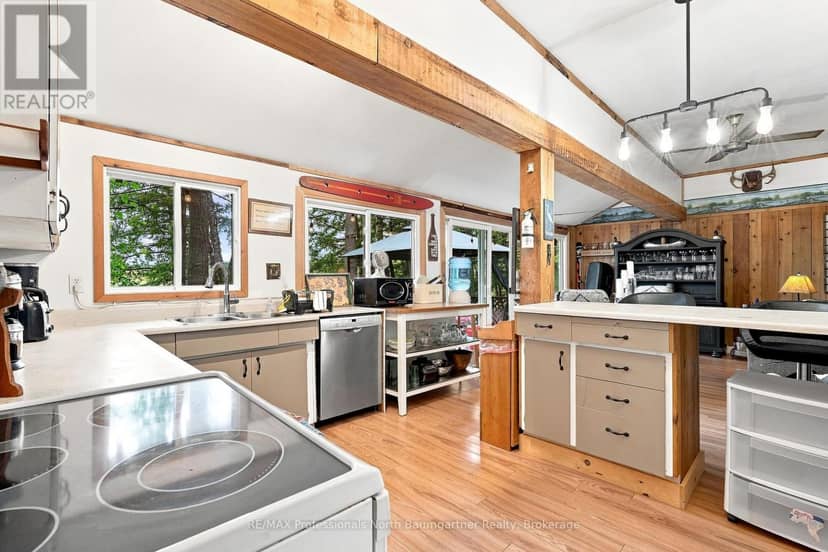 1022 Tanamakoon Lane, Dysart et al, photo 8