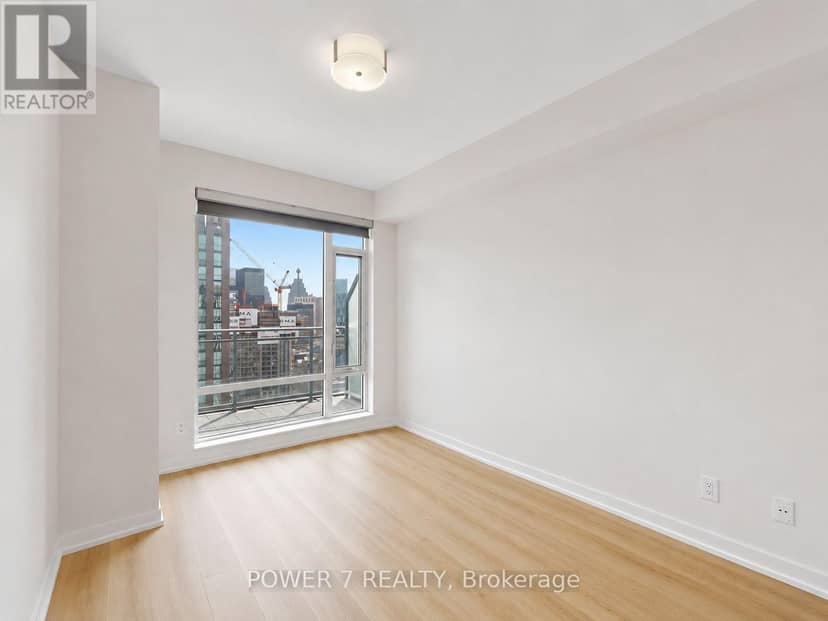 4207 - 21 Widmer Street — photo 14 of 40