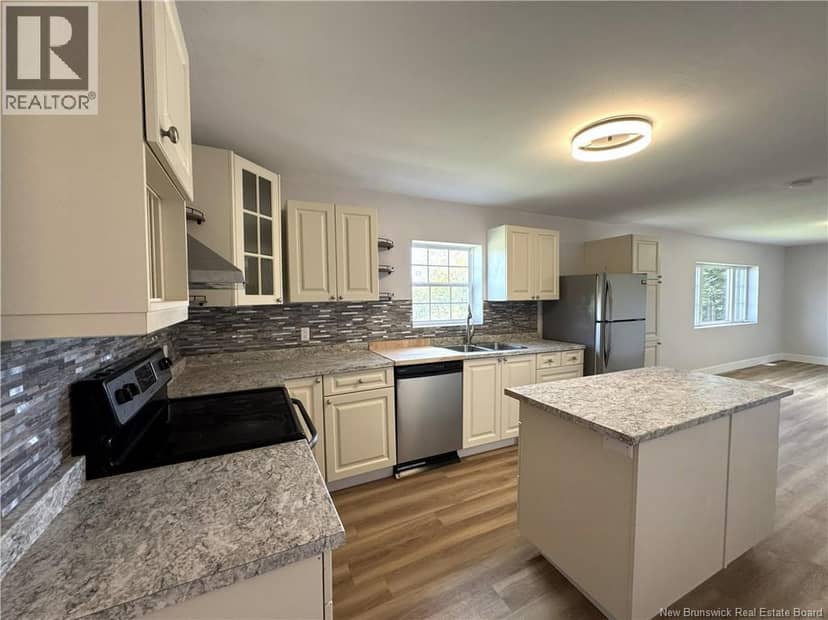 338 Route 176, Pennfield, photo 6