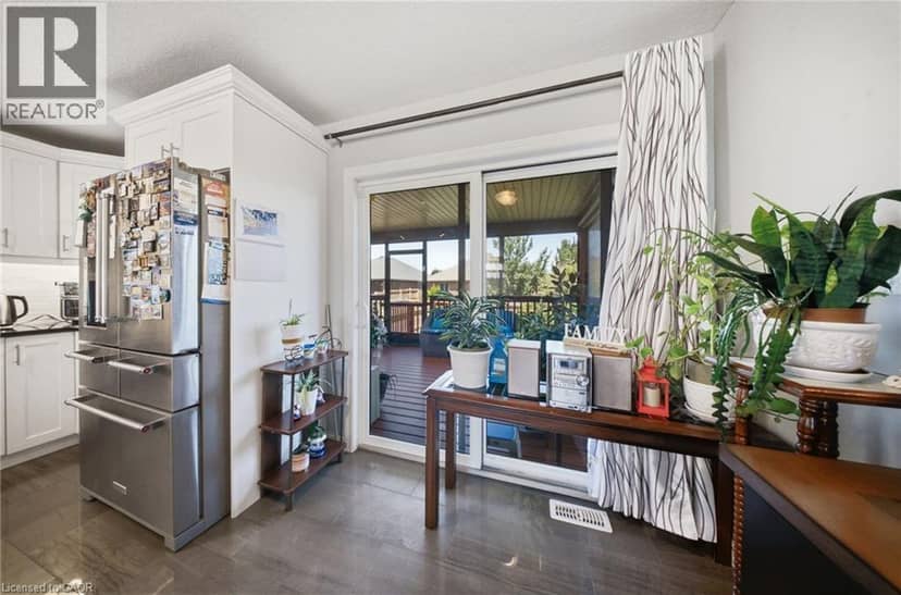 360 DOVER Avenue — photo 16 of 40
