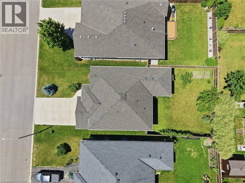 360 DOVER Avenue — photo 38 of 40