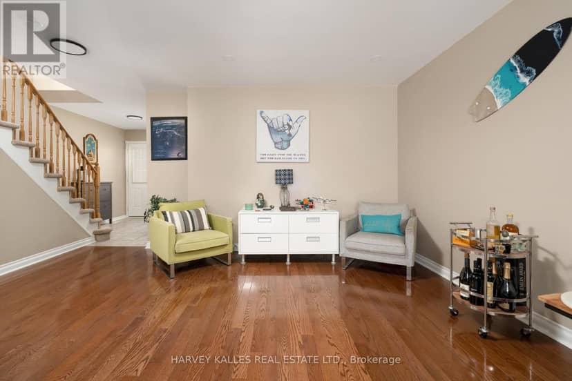 27 Hirst Avenue — photo 7 of 40