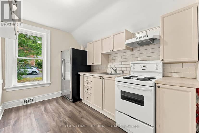 154 Fifth Street — photo 4 of 22