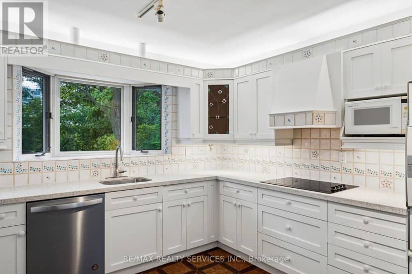 16 Malvern Court — photo 18 of 40