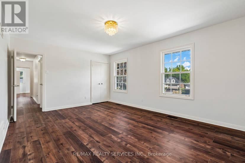 16 Malvern Court — photo 34 of 40