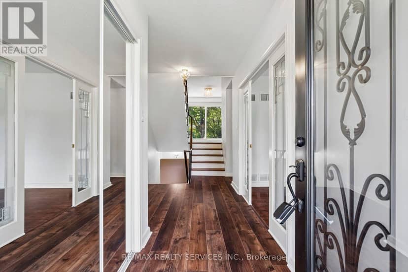 16 Malvern Court, Brampton, photo 5