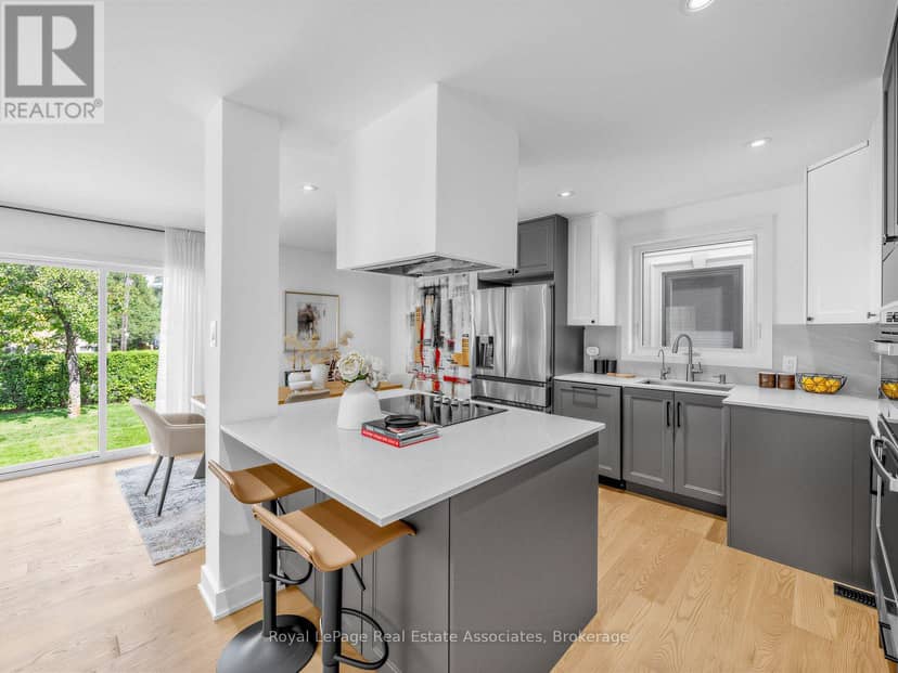 25 Treeview Drive — photo 11 of 34