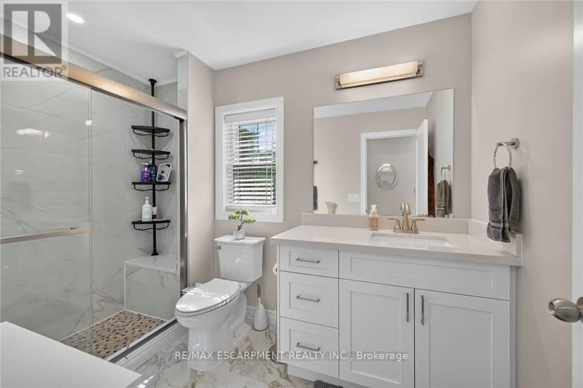 109 Ray Street — photo 24 of 40