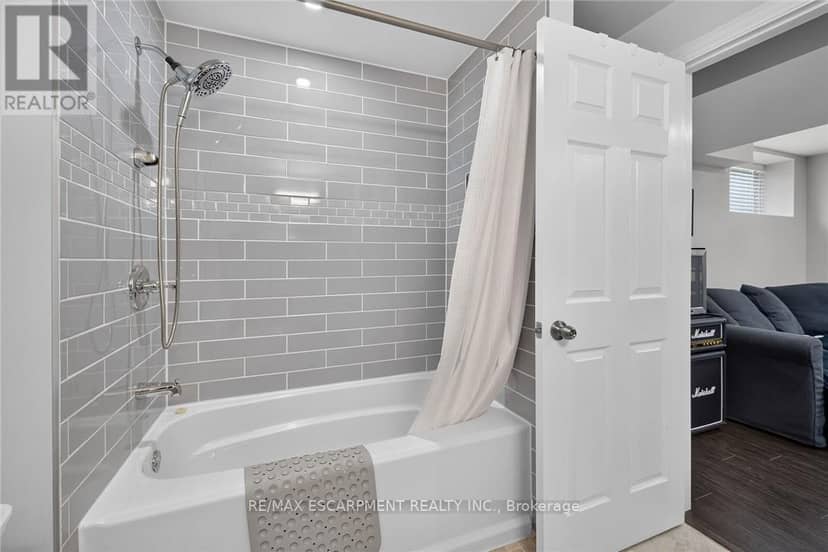 109 Ray Street — photo 36 of 40