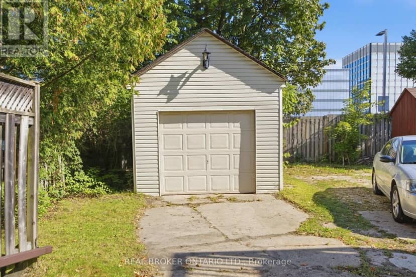 162 Joseph Street — photo 40 of 40