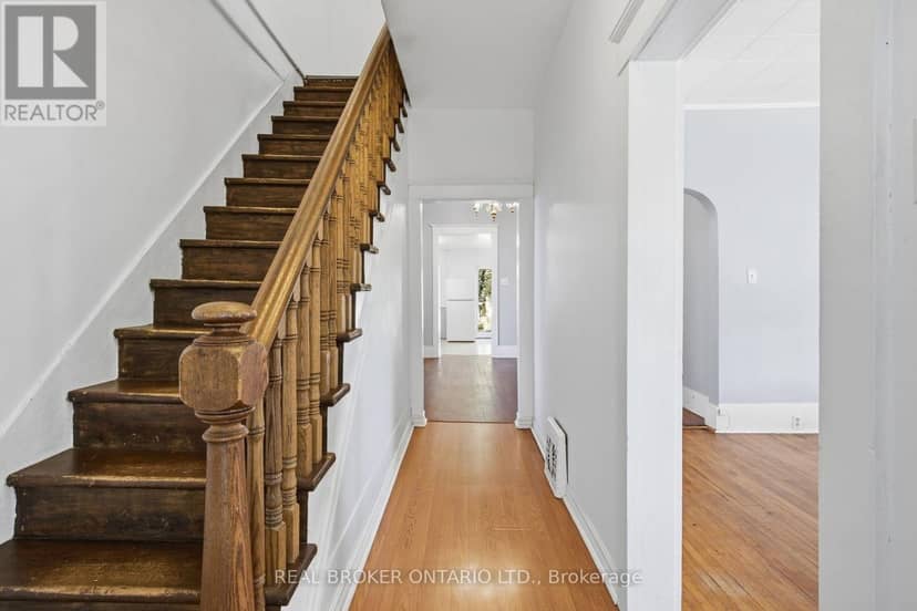 162 Joseph Street — photo 6 of 40