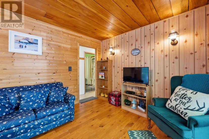 267 Falkenham Road — photo 16 of 40