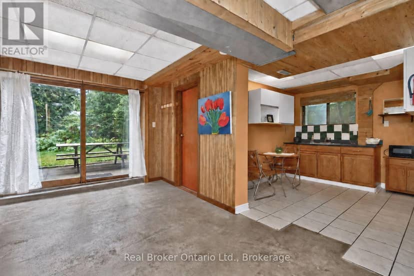 24 Fernanne Drive — photo 37 of 40