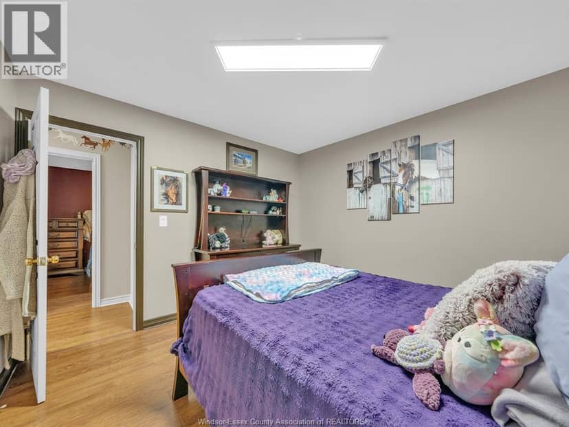 9 Lyle STREET — photo 17 of 40