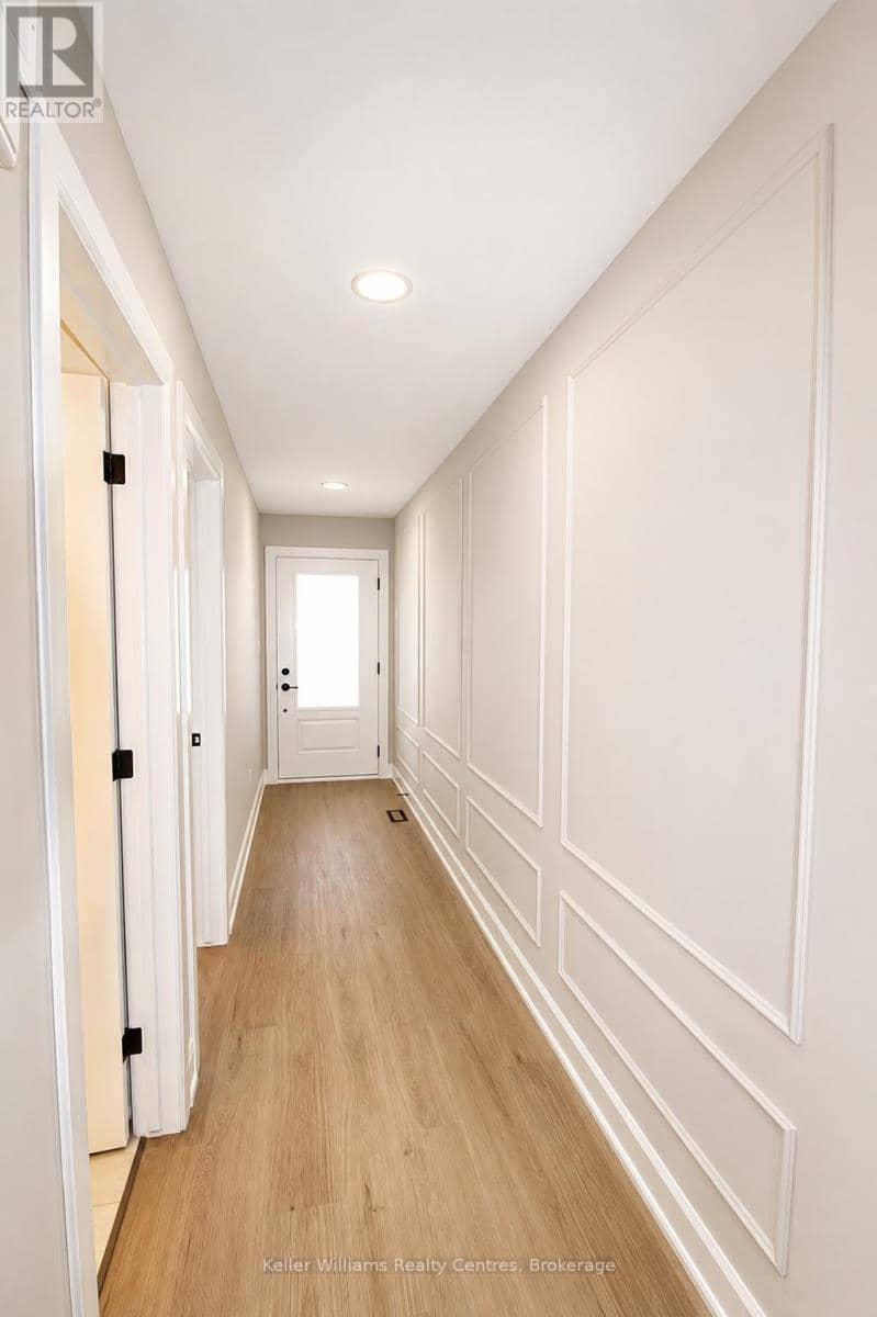 715 18th Street — photo 3 of 36