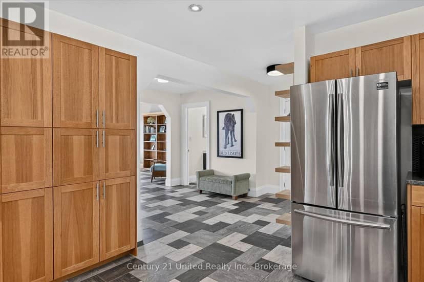 2051 Jill Lane — photo 16 of 40