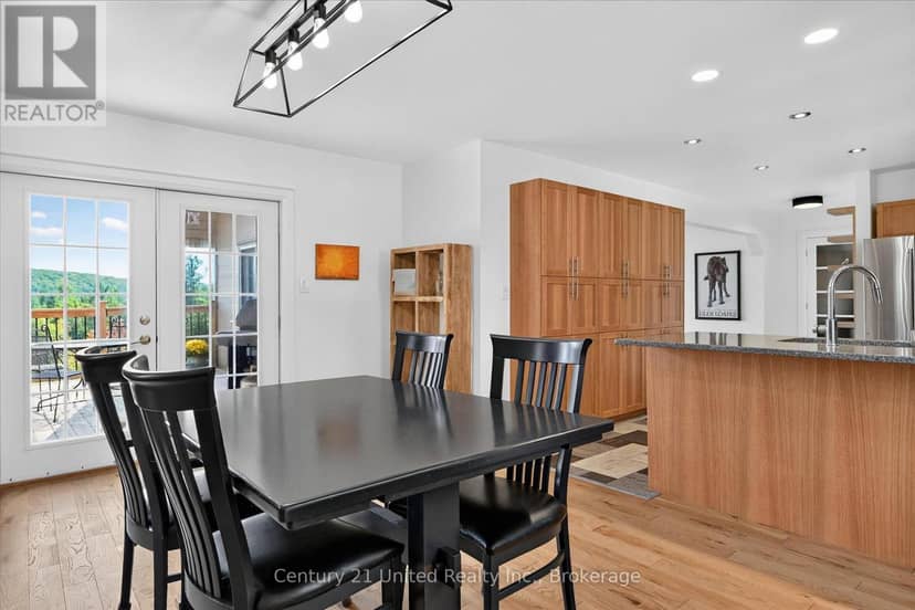 2051 Jill Lane — photo 18 of 40