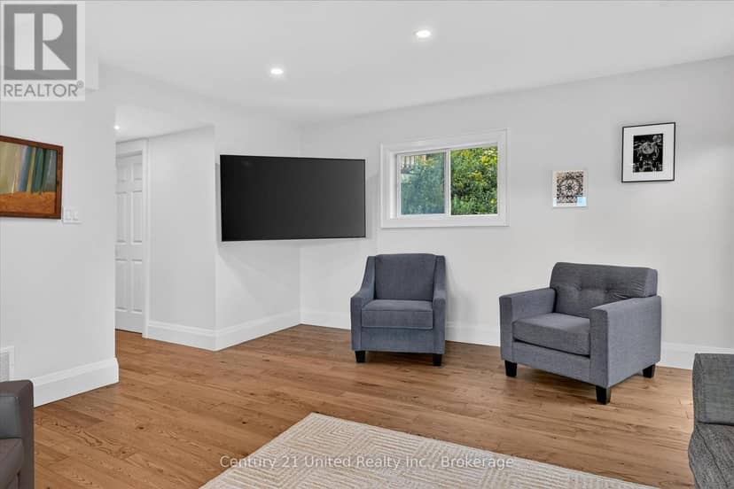 2051 Jill Lane — photo 29 of 40
