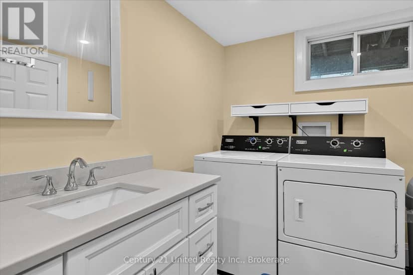 2051 Jill Lane — photo 35 of 40