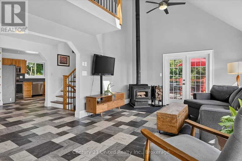 2051 Jill Lane — photo 8 of 40