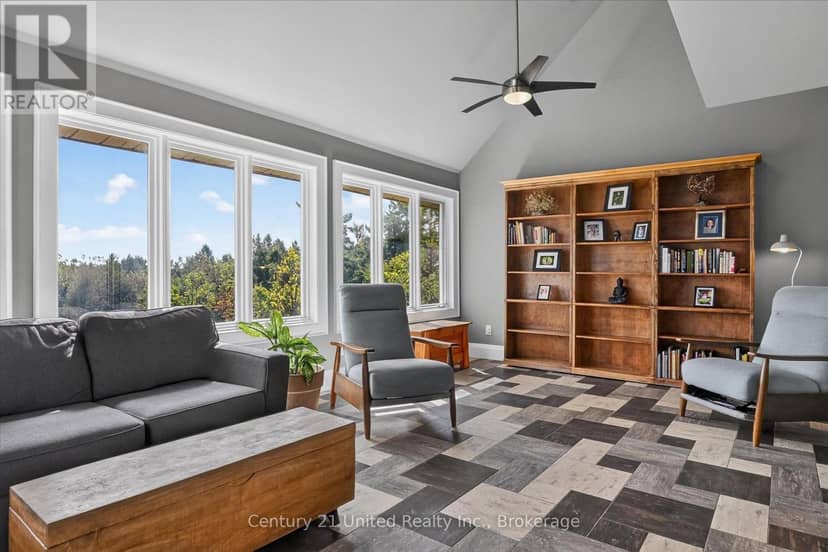 2051 Jill Lane — photo 9 of 40