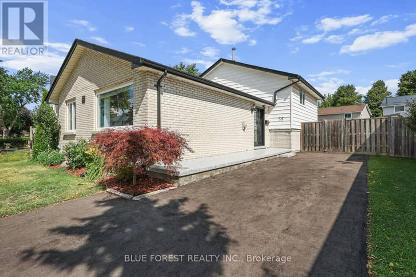 55 Archer Crescent — photo 3 of 40