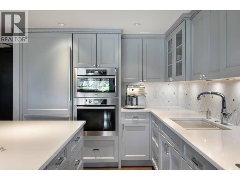 205 1470 PENNYFARTHING DRIVE, Vancouver, photo 3