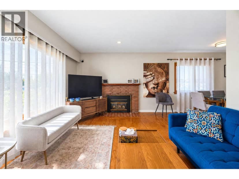 430 W KINGS ROAD, North Vancouver, photo 4