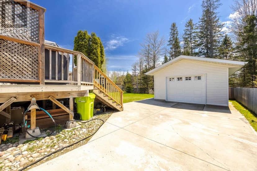 11 Chatfield DR — photo 24 of 28