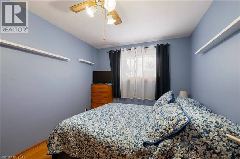 401 MOHAWK Road W — photo 22 of 40