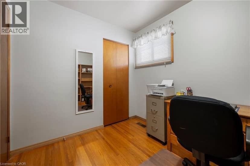 401 MOHAWK Road W — photo 19 of 40