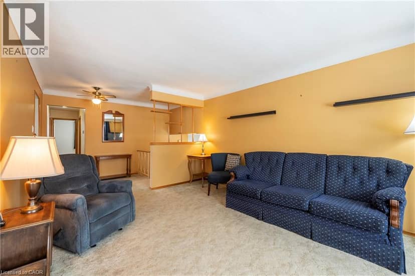 401 MOHAWK Road W — photo 9 of 40